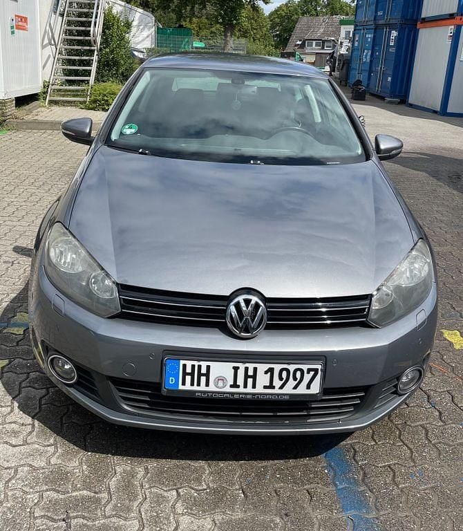 Silber Gebraucht 2009 VW Golf VI Comfortline Limousine | 2.400 € (Fairer Preis) - Bild 1/4