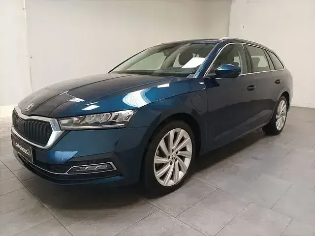 Gebraucht Skoda Octavia Style 204 PS (150 kW) 2021 Blau Kombi