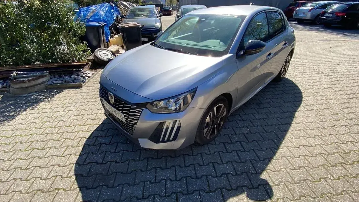 Gebraucht Peugeot 208 Allure 101 PS (74 kW) 2025 Silber (artense grau) Kleinwagen