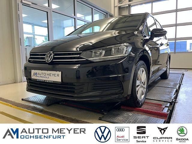 Deep black perleffekt Gebraucht 2024 VW Touran Comfortline Van / Kleinbus | 30.970 € (Guter Preis) - Bild 1/4