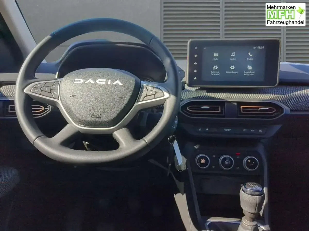 Ny Dacia Sandero Expression 101 HK (74 kW) 2026 Blå SUV