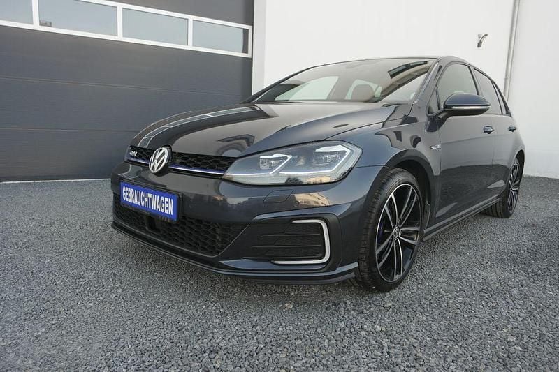 Gebraucht VW Golf GTE 150 PS (110 kW) 2018 Blau Limousine