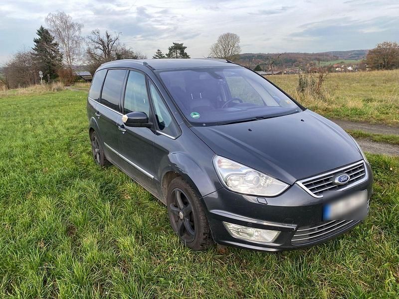 Gebraucht Ford Galaxy Titanium 163 PS (119 kW) 2011 Grau Van / Kleinbus