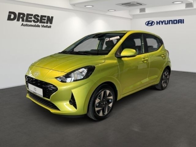 Grün Neu 2025 Hyundai i10 Trend Kleinwagen | 18.350 € (Fairer Preis) - Bild 1/4