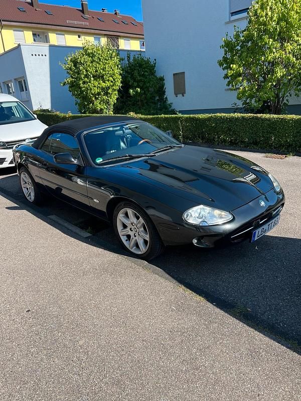 Schwarz Gebraucht 1997 Jaguar XK8 Cabrio | 16.500 € - Bild 1/4