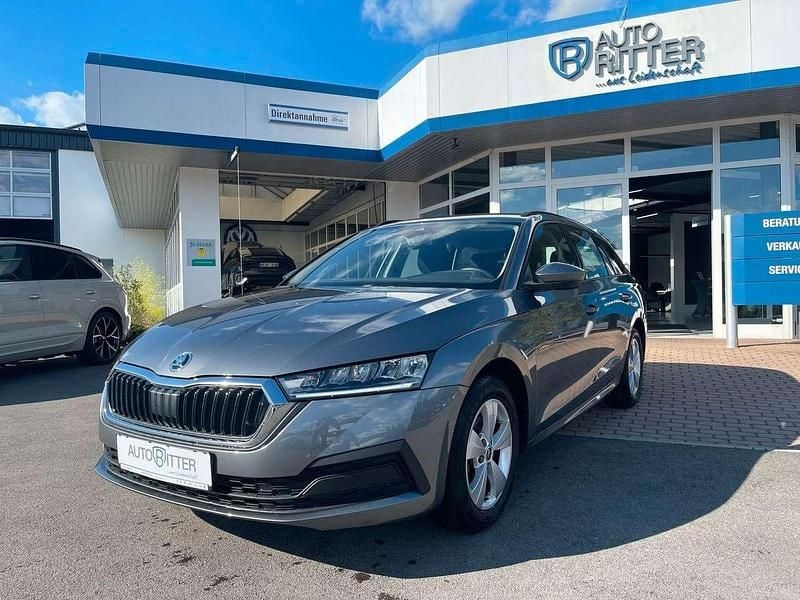 Gebraucht Skoda Octavia 116 PS (85 kW) 2023 Graphitegrau metallic (metallic) Kombi