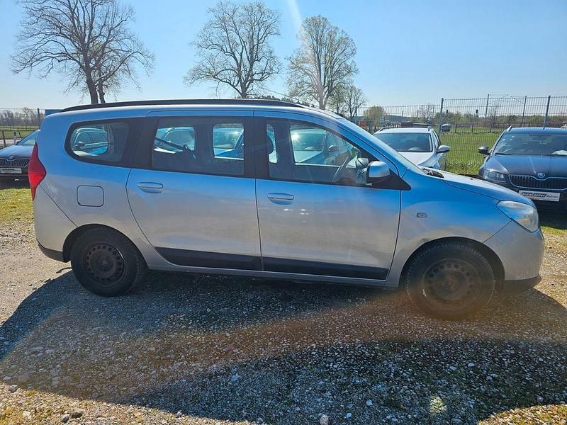 Gebraucht Dacia Lodgy Lauréate 83 PS (61 kW) 2013 Grau Van / Kleinbus