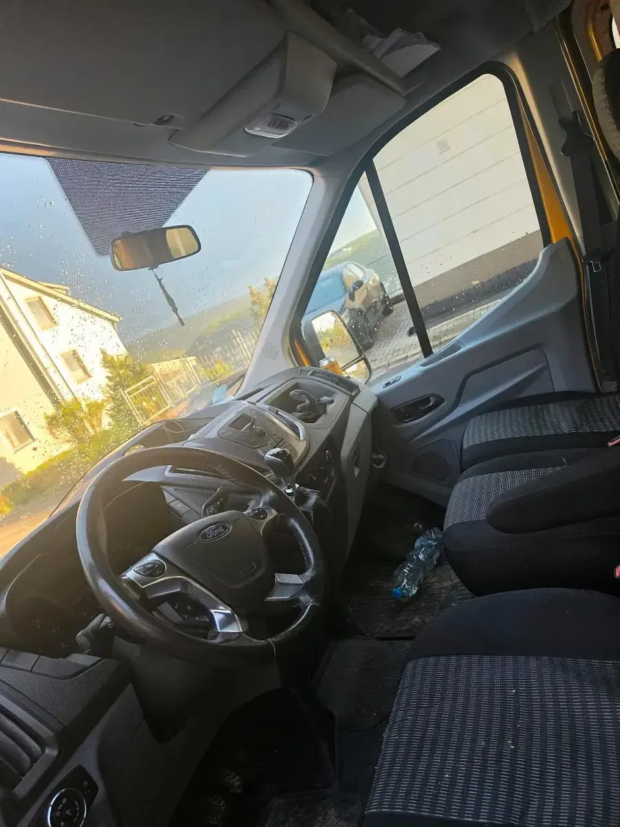 Gebraucht Ford Transit 131 PS (96 kW) 2018 Gelb Van / Kleinbus