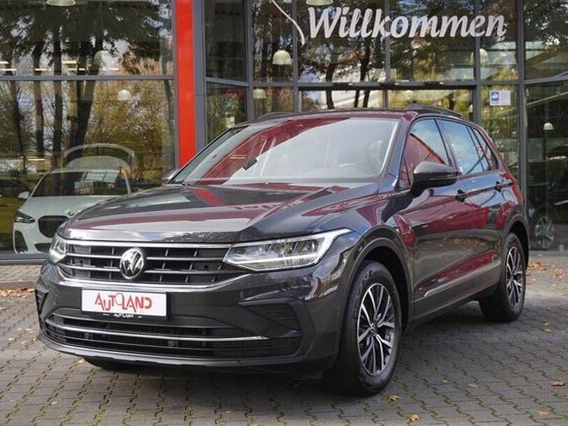 Gebraucht VW Tiguan Active 150 PS (110 kW) 2022 Grau SUV