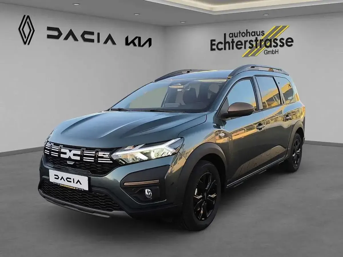 Gebraucht Dacia Jogger Extreme 91 PS (66 kW) 2025 Zedergrün Van / Kleinbus