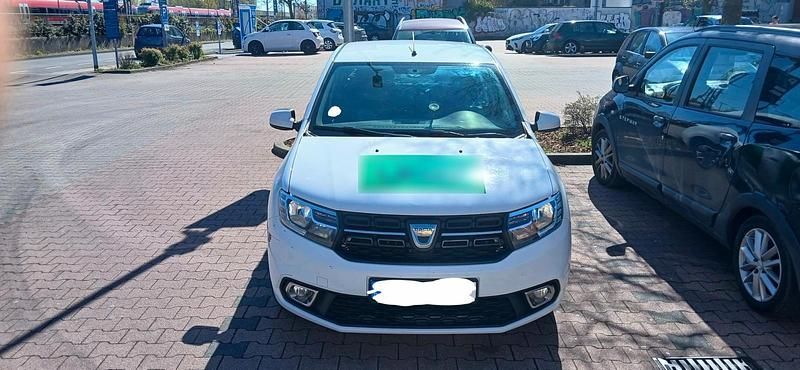 Second-hand Dacia Logan 75 CP (55 kW) 2019 Alb Berlinǎ