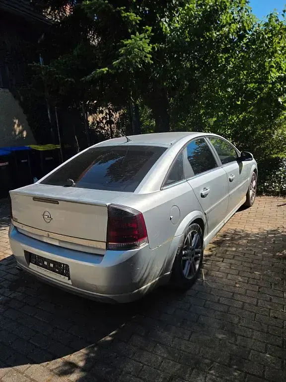 Gebraucht Opel Vectra GTS 147 PS (108 kW) 2004 Grau Limousine