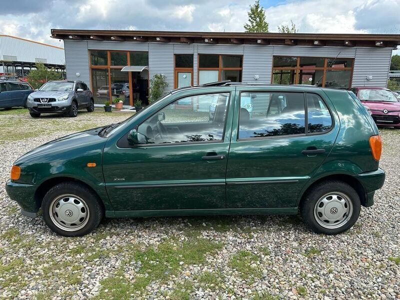 Gebraucht VW Polo 50 PS (36 kW) 1999 Grün Limousine