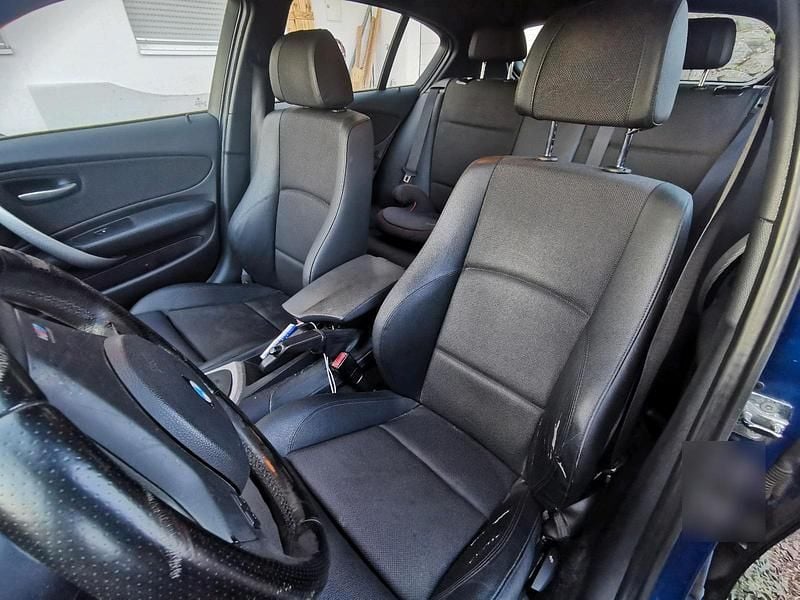 Gebraucht BMW 123 235 PS (172 kW) 2008 Blau Kleinwagen