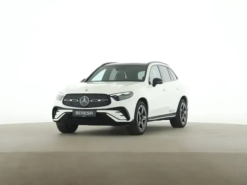 Gebraucht Mercedes GLC220 AMG 197 PS (144 kW) 2026 Weiß SUV