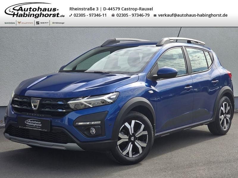 Blau Gebraucht 2021 Dacia Sandero Comfort Kleinwagen | 13.990 € (Fairer Preis) - Bild 1/3