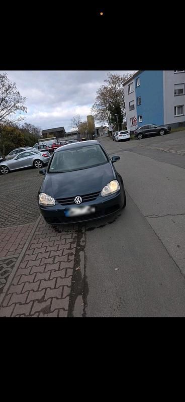 Gebraucht VW Golf IV 105 PS (77 kW) 2005 Andere farben Limousine