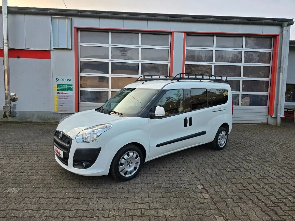 Gebraucht Fiat Doblò 105 PS (77 kW) 2014 Weiß Van / Kleinbus