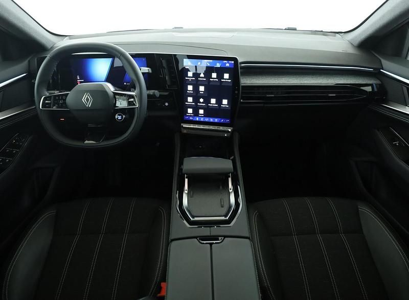 Gebraucht Renault Austral Techno 158 PS (116 kW) 2025 Black pearlschwarz metallic SUV