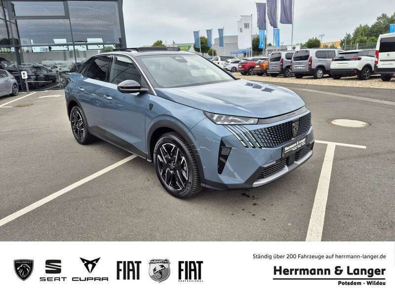 Titangrau metalliclackierung Neu 2025 Peugeot 3008 Comfort SUV | 44.999 € - Bild 1/4