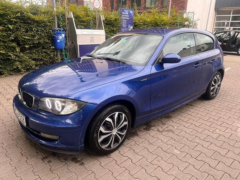Gebraucht BMW 120 177 PS (130 kW) 2009 Blau Kleinwagen