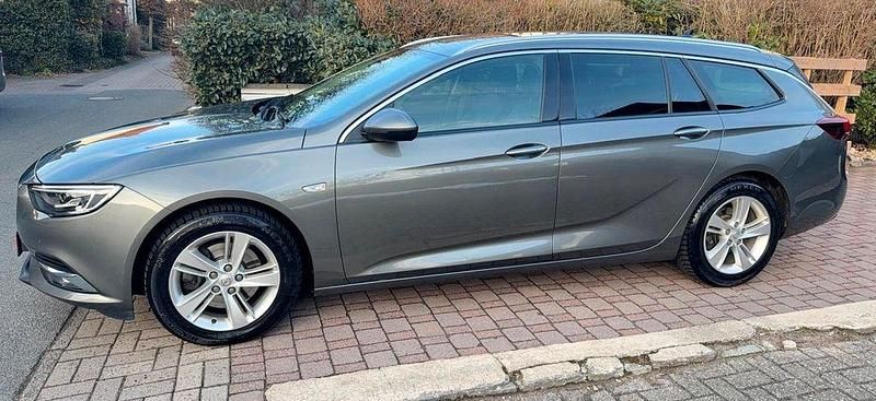 Gebraucht Opel Insignia Edition 136 PS (100 kW) 2019 Grau Kombi