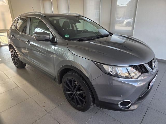 Gebraucht Nissan Qashqai 360º 163 PS (119 kW) 2016 Grau SUV