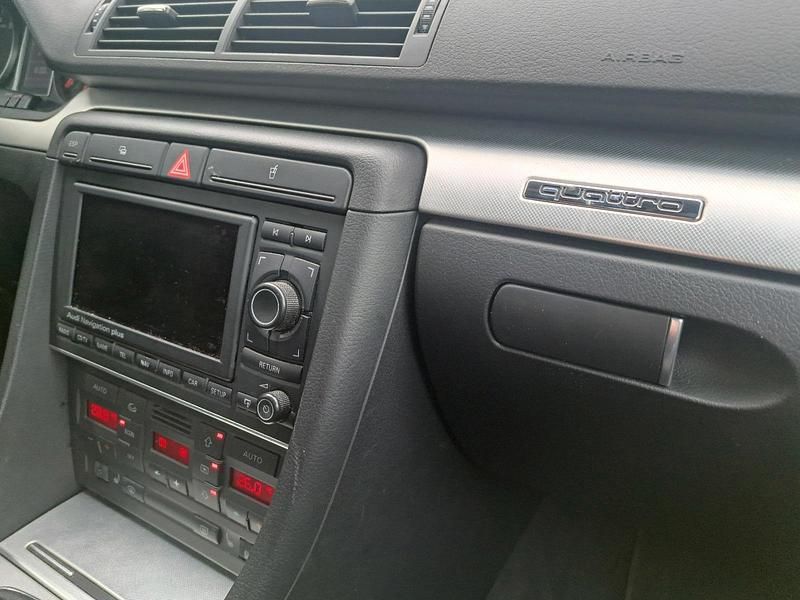 Second-hand Audi A4 200 CP (147 kW) 2006 Negru Berlinǎ