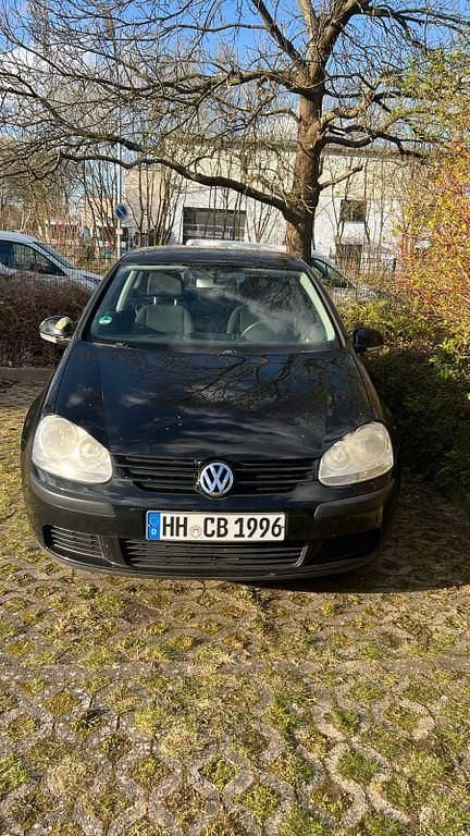 Second-hand VW Golf IV 75 CP (55 kW) 2004 Negru Berlinǎ