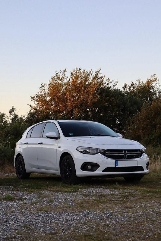 Weiß Gebraucht 2019 Fiat Tipo Street Kleinwagen | 8.500 € (Guter Preis) - Bild 1/4