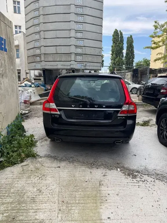Gebraucht Volvo V70 Momentum 245 PS (180 kW) 2016 Schwarz Kombi