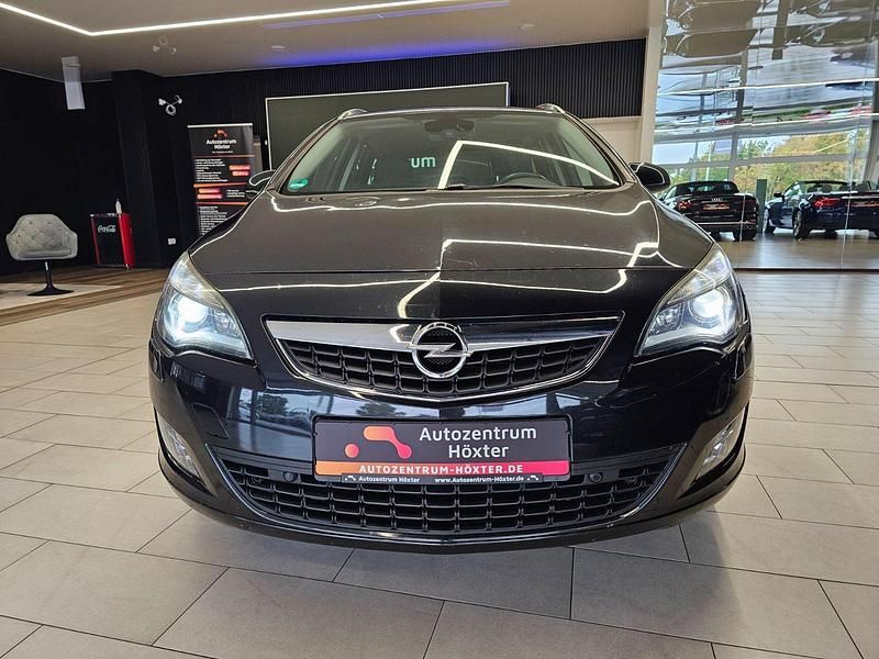 Gebraucht Opel Astra Innovation 165 PS (121 kW) 2012 Schwarz Kombi