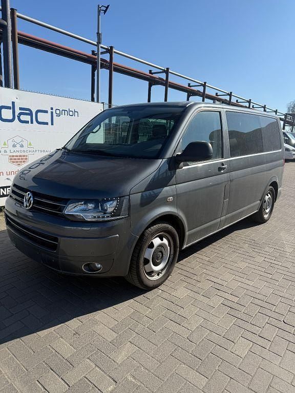 Gebraucht VW Transporter 179 PS (131 kW) 2013 Grau Van