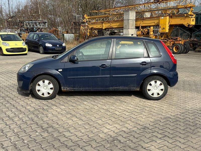 Gebraucht Ford Fiesta Style 69 PS (50 kW) 2008 Blau Kleinwagen