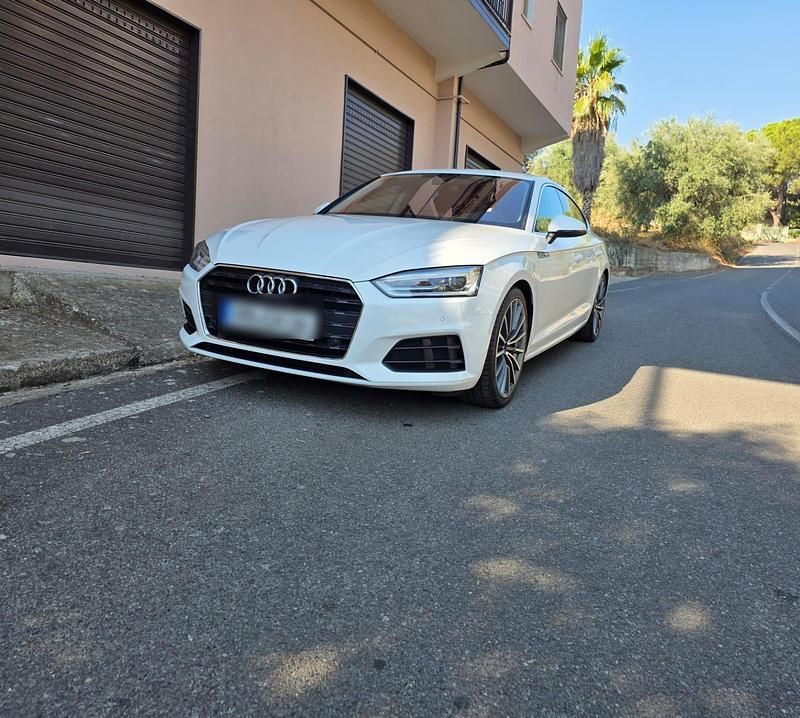 Gebraucht Audi A5 Sportback 190 PS (139 kW) 2018 Weiß Kleinwagen