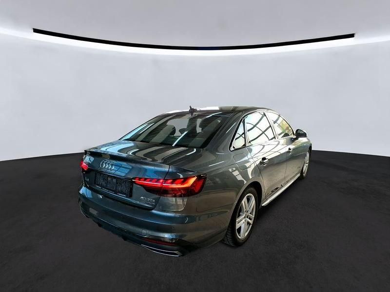 Gebraucht Audi A4 S-Line 204 PS (150 kW) 2023 Grau Limousine