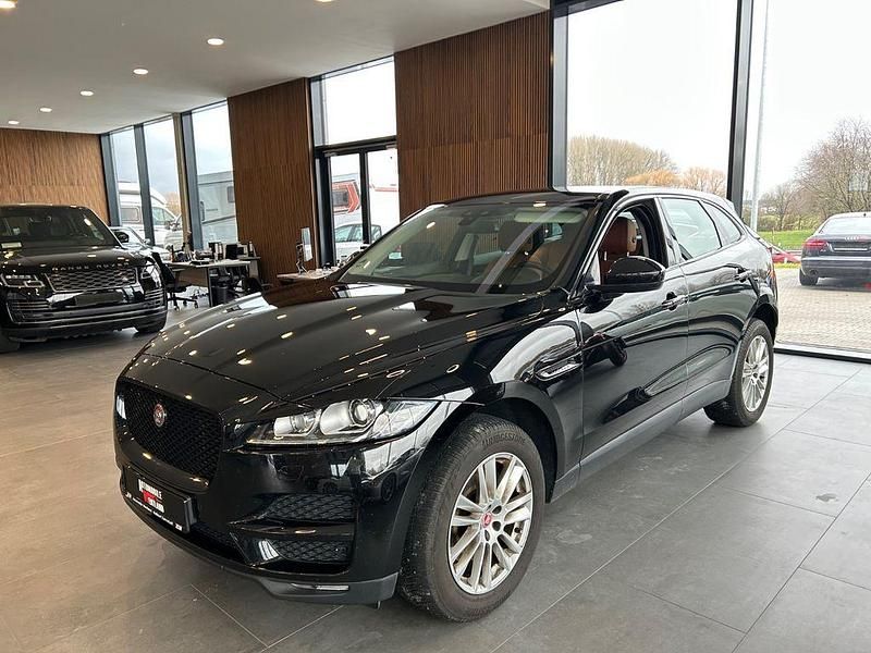 Schwarz Gebraucht 2017 Jaguar F-Pace Portfolio SUV | 19.990 € (Fairer Preis) - Bild 1/4