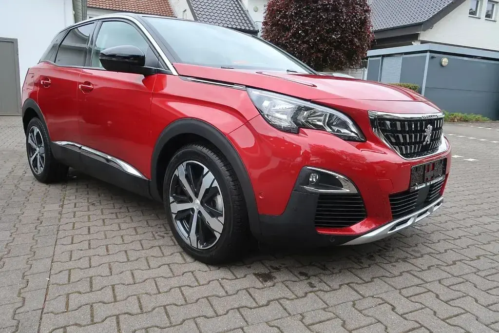 Gebraucht Peugeot 3008 Allure 131 PS (96 kW) 2018 Ultimaterot/metallic SUV