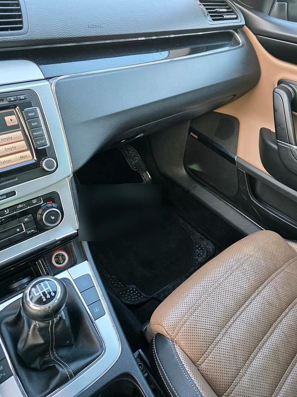 Second-hand VW CC 160 CP (117 kW) 2010 Negru Berlinǎ