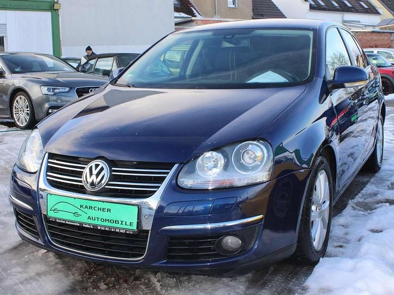 Używany VW Jetta Freestyle 160 KM (117 kW) 2009 Niebieski Sedan/Limuzyna