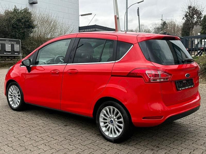 Gebraucht Ford B-MAX Titanium 105 PS (77 kW) 2014 Rot Van / Kleinbus