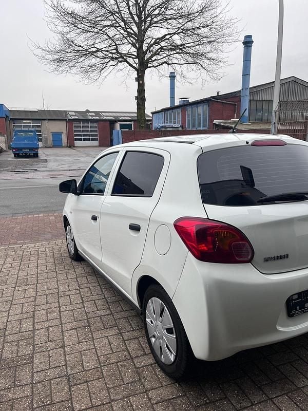 Gebraucht Mitsubishi Space Star Classic Collection 71 PS (52 kW) 2014 Weiß Van / Kleinbus