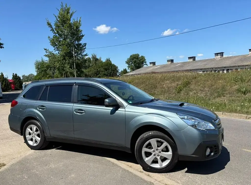 Gebraucht Subaru Outback Comfort 150 PS (110 kW) 2013 Grün Kombi