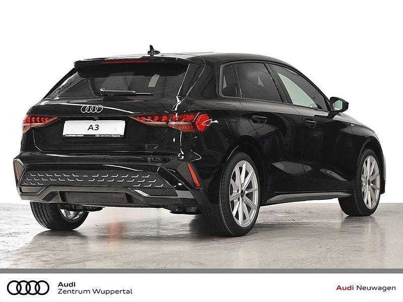 Neu Audi A3 S-Line 150 PS (110 kW) 2025 Schwarz Limousine
