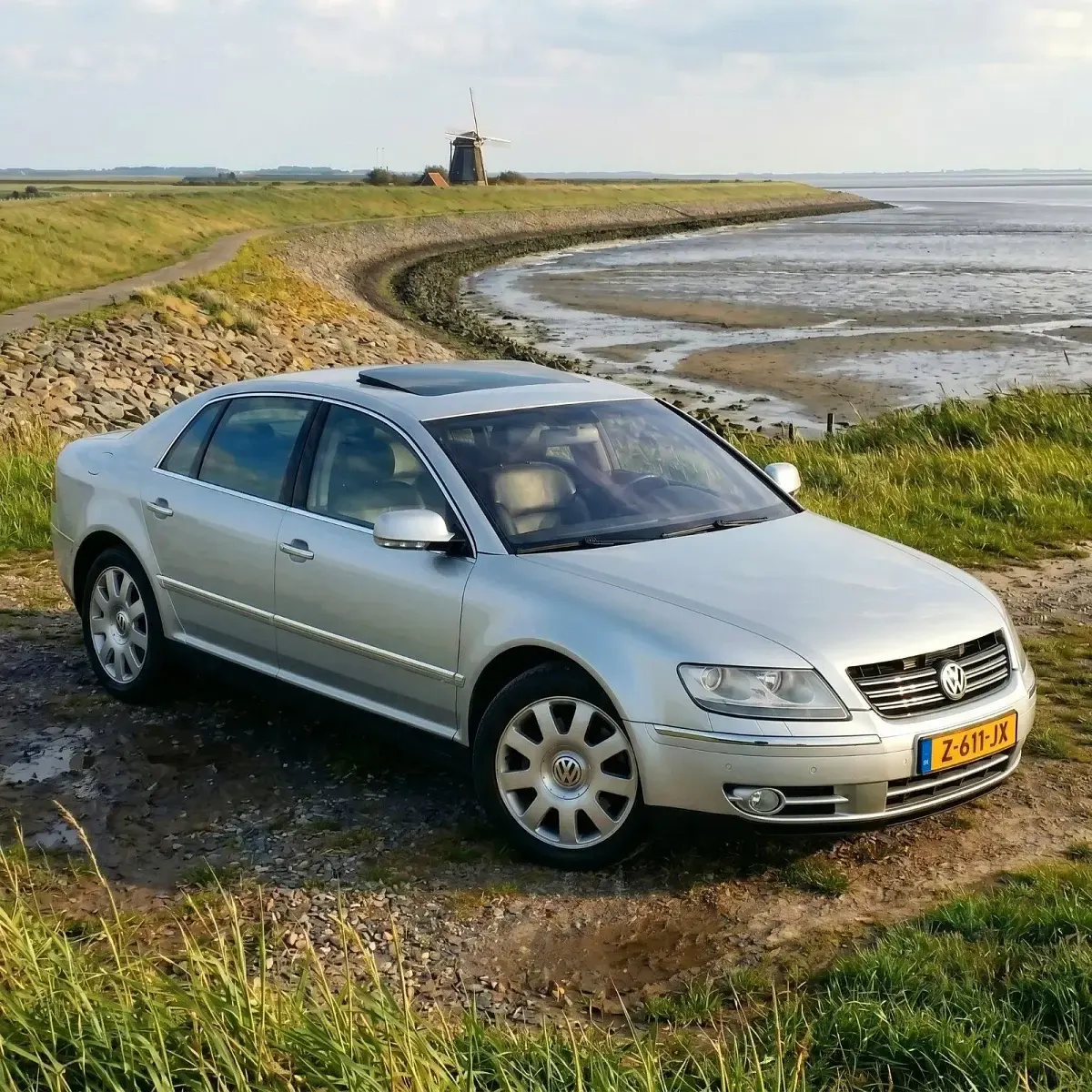 Brugt VW Phaeton 334 HK (245 kW) 2005 Sølv Sedan