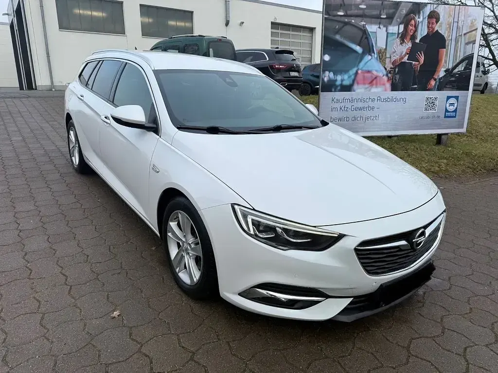 Gebraucht Opel Insignia Innovation 170 PS (125 kW) 2019 Weiß Kombi