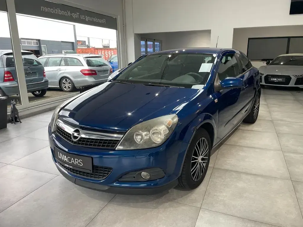 Gebraucht Opel Astra GTC Catch Me 140 PS (102 kW) 2007 Blau Coupé