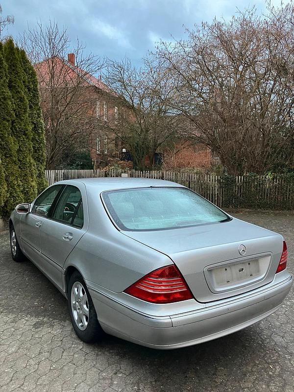 Gebraucht Mercedes S320 204 PS (150 kW) 2002 Silber Limousine