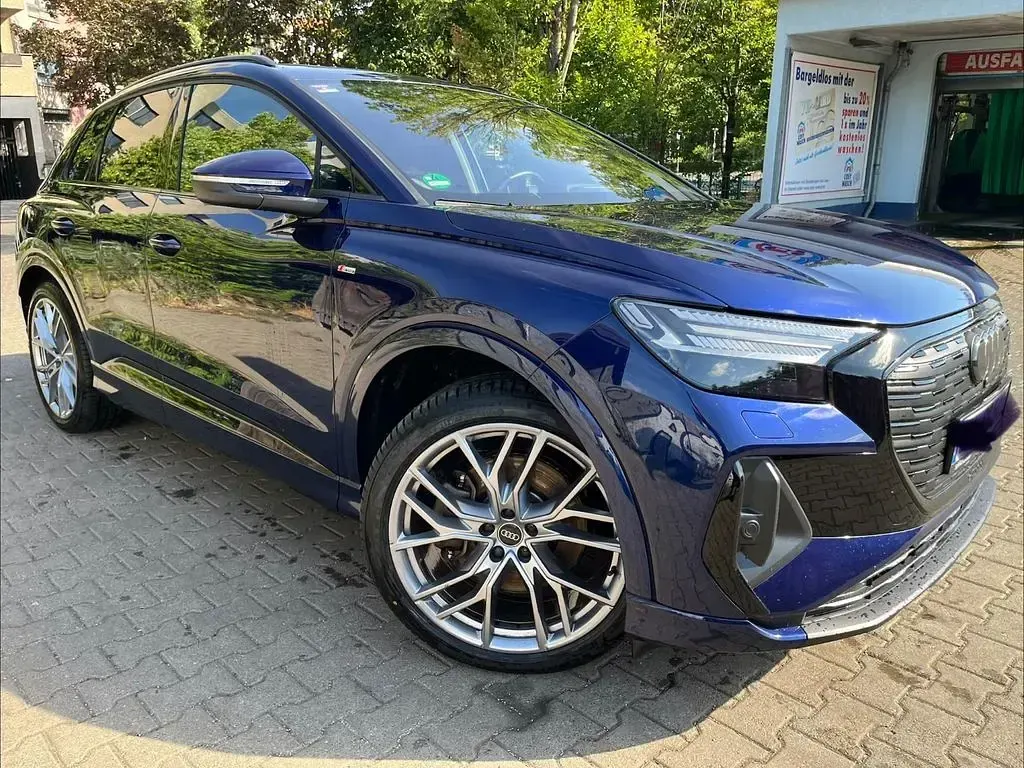 Gebraucht Audi Q4 e-tron Performance 219 kW (299 PS) 2022 Blau SUV