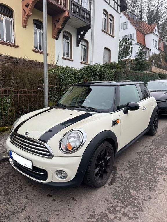 Gebraucht Mini Cooper 122 PS (89 kW) 2010 Weiß Kleinwagen